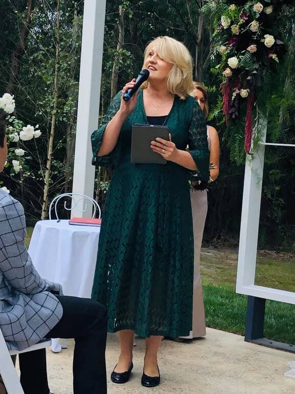 Lisa Hunt-Wotton Celebrant