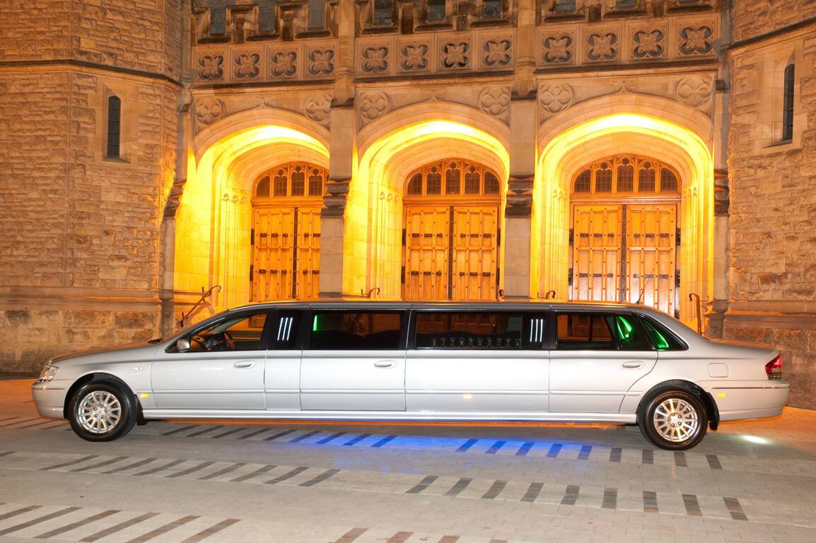 In Vogue Limousines