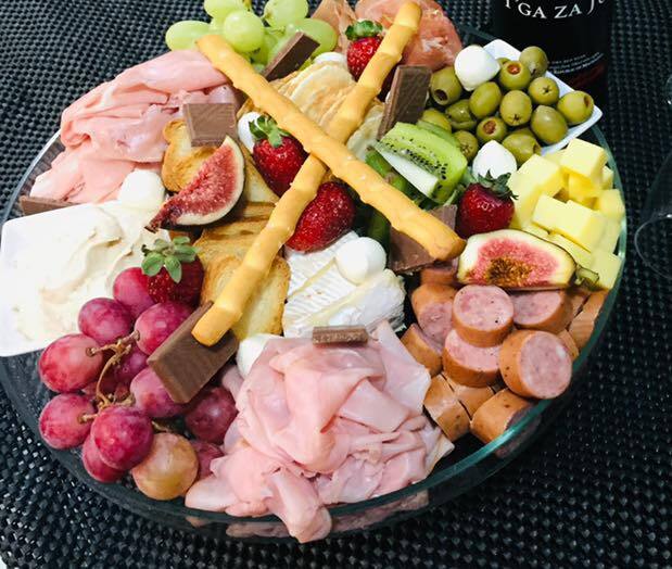 Suzi’s Platterz and Grazing Tables