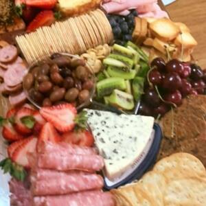 Suzi’s Platterz and Grazing Tables