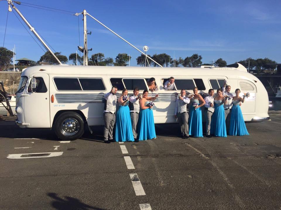 Clipper Limousines - Kombi Style Bus