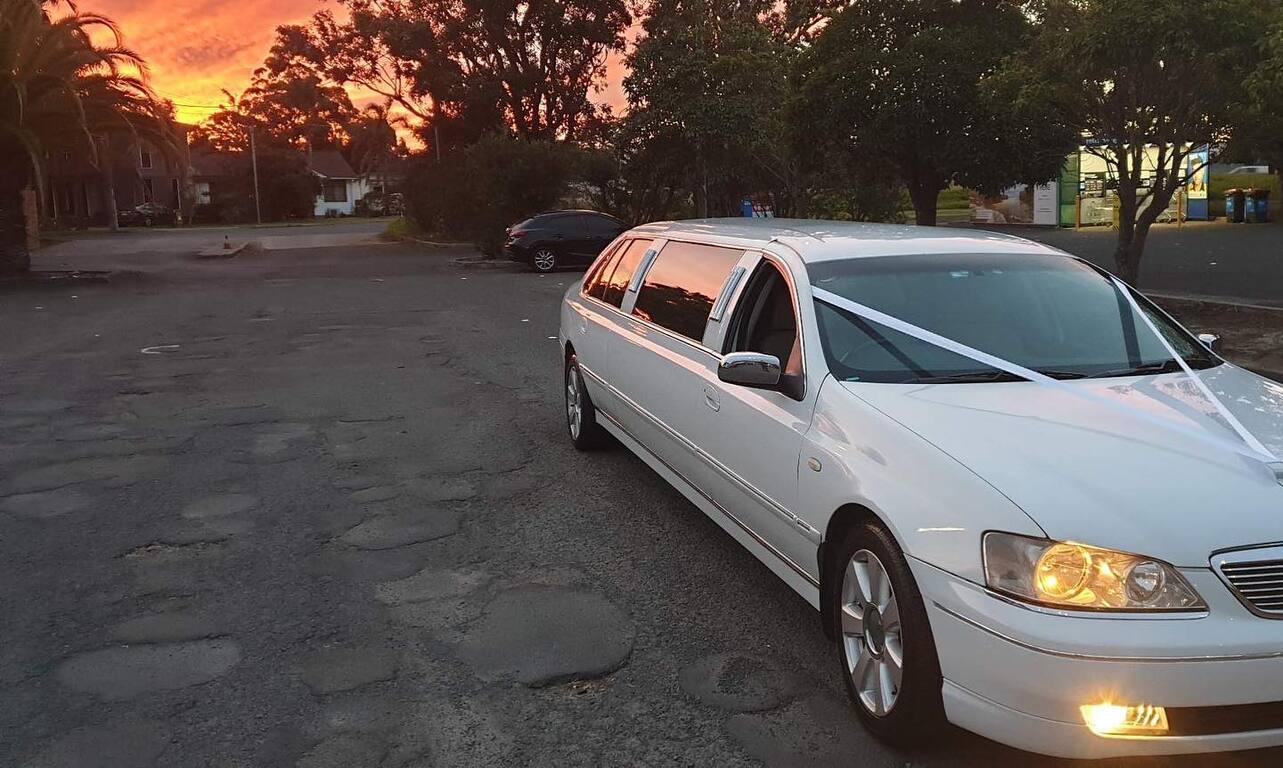 Leisure Coast Limousine Service