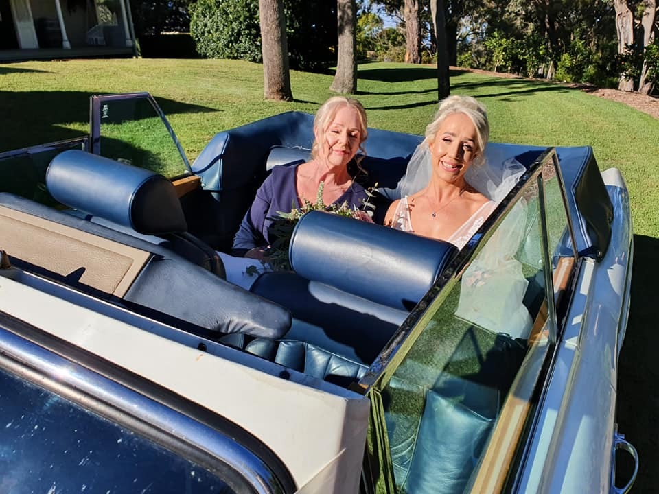 Waratah Park Limousines