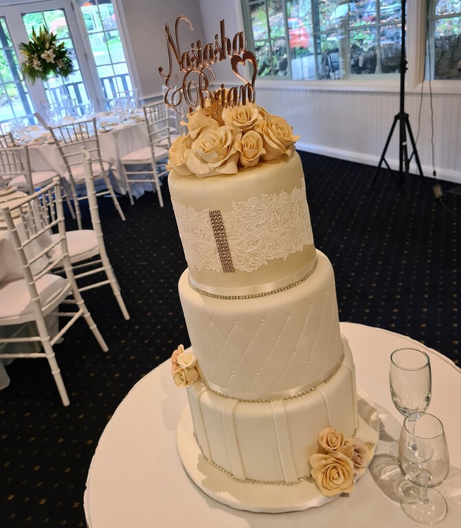 Cakes By Rosa