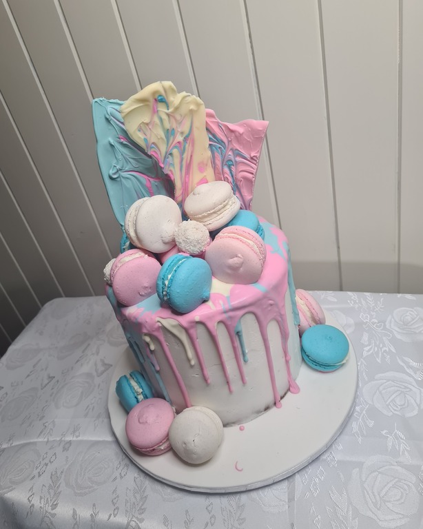 Cakes By Rosa