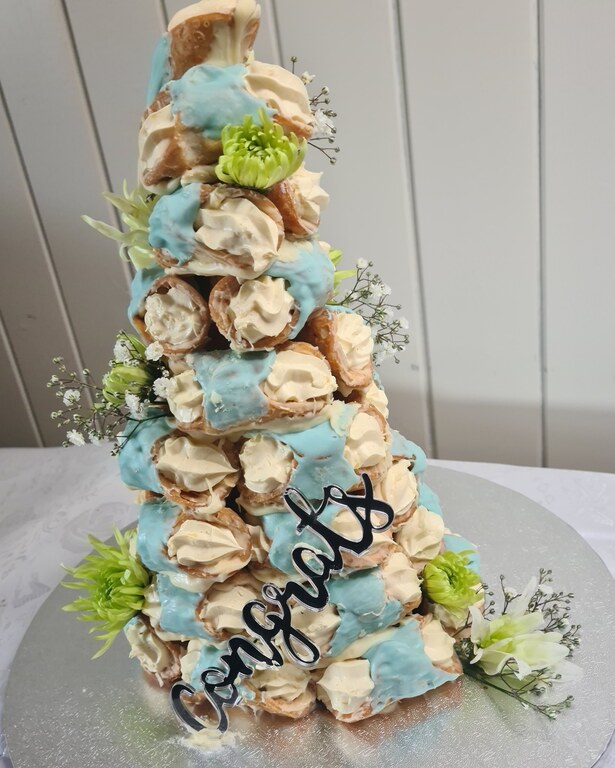Cakes By Rosa