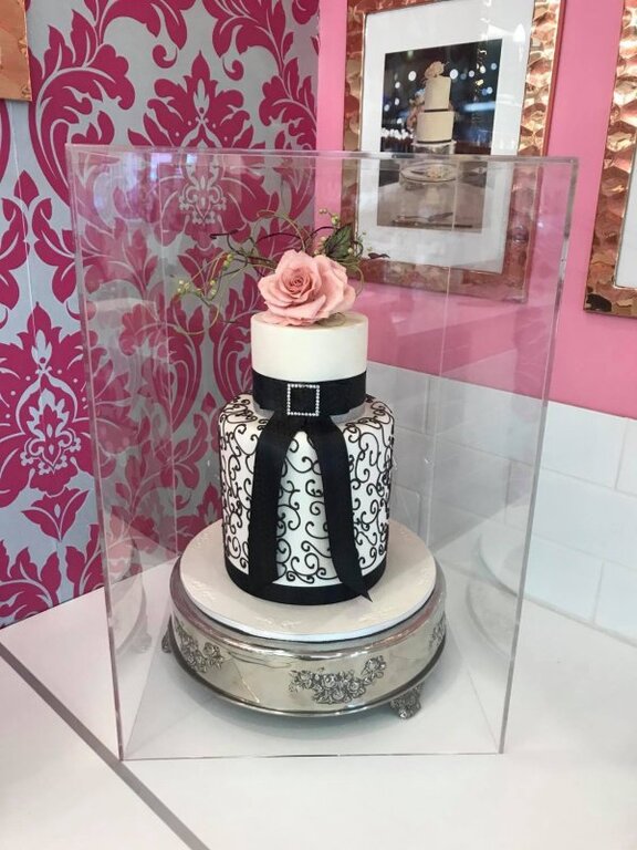 Contemporary Cakes