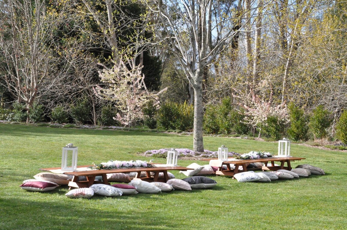 The Vintage Events Company