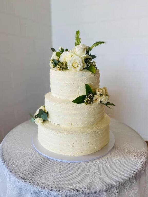 Pretty Petals Cake Creations