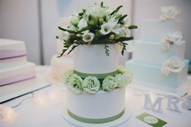 Lily May Cake design