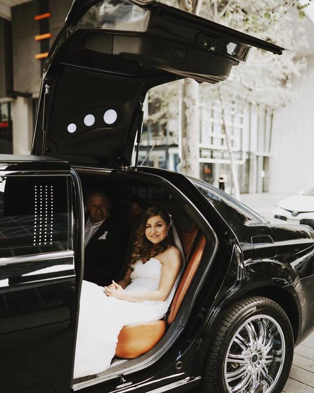 Black Beauty Limousines