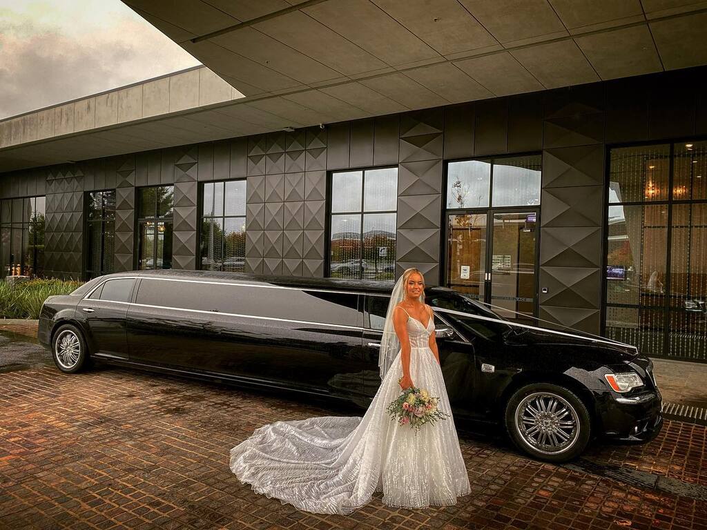 Black Beauty Limousines