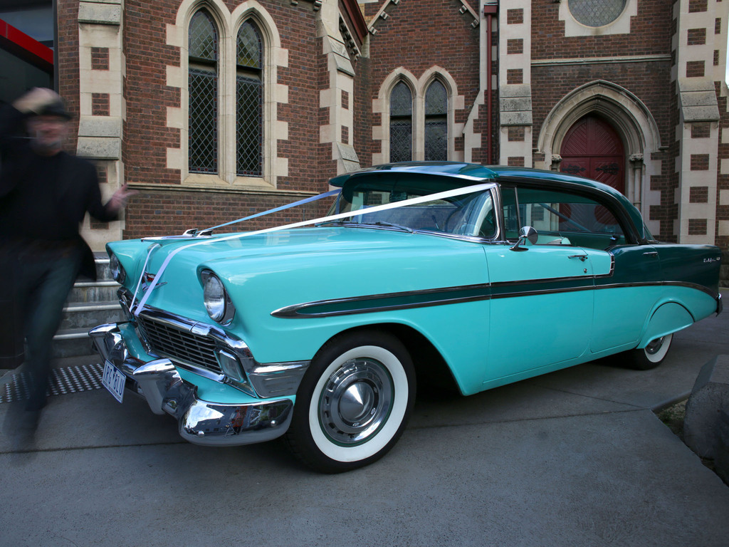 d'Luxe Classic Wedding Cars