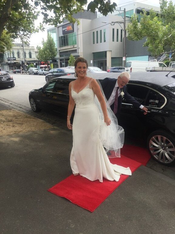 LOVE LIMO - BMW 7 SERIES STRETCH LIMO