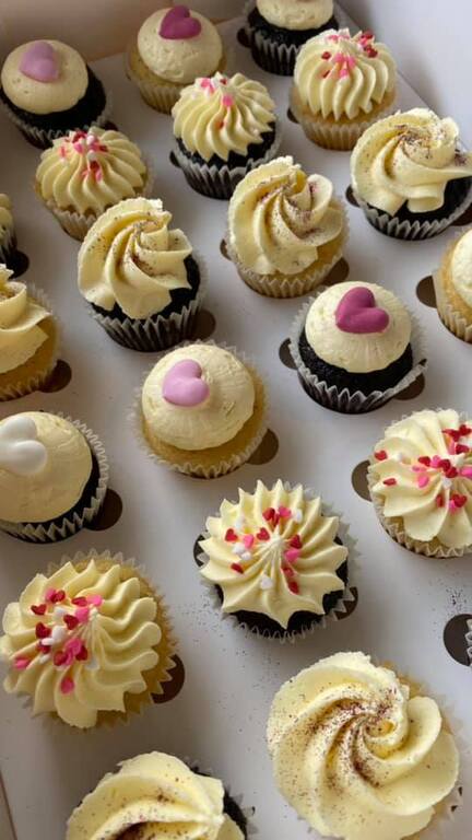 Steph’s Cakes and Sweets