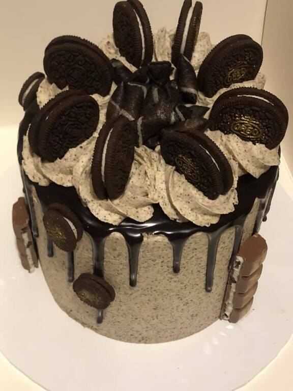 Steph’s Cakes and Sweets