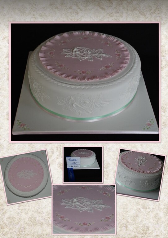 Butterflies and Roses Cakes by Peta