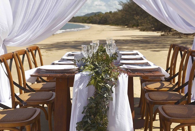 Pullman Palm Cove Sea Temple Resort Spa