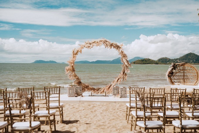 Pullman Palm Cove Sea Temple Resort Spa