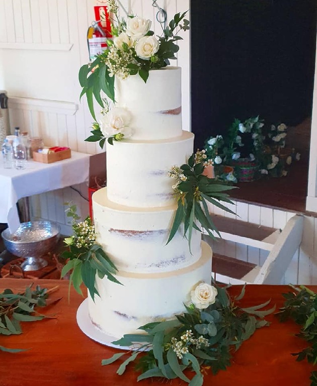 Cascade of autumn color Maple Leaves By Irene's Cakes by Design, Vermont |  Fall wedding cakes, Fall wedding cake topper, Custom wedding cakes