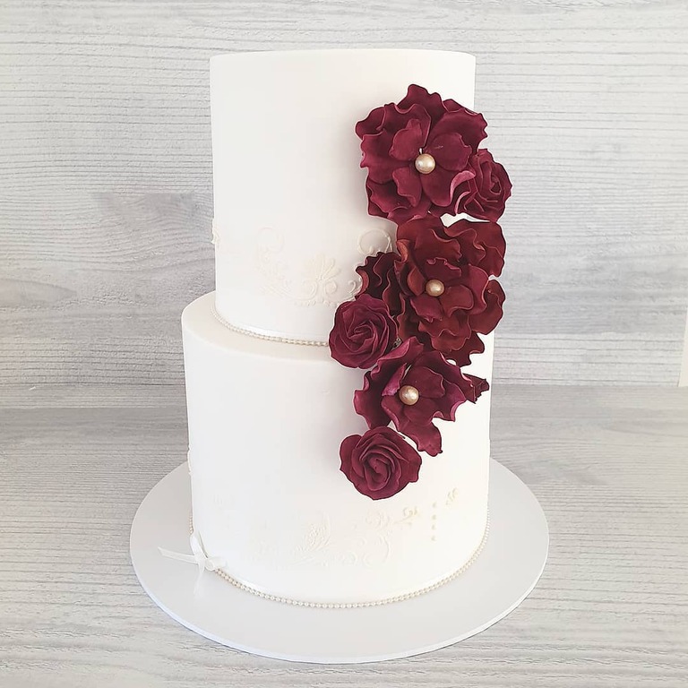 Red Apron Specialty Cakes