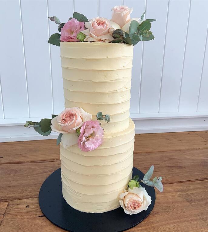 Lil Crumbs Designer Cakes