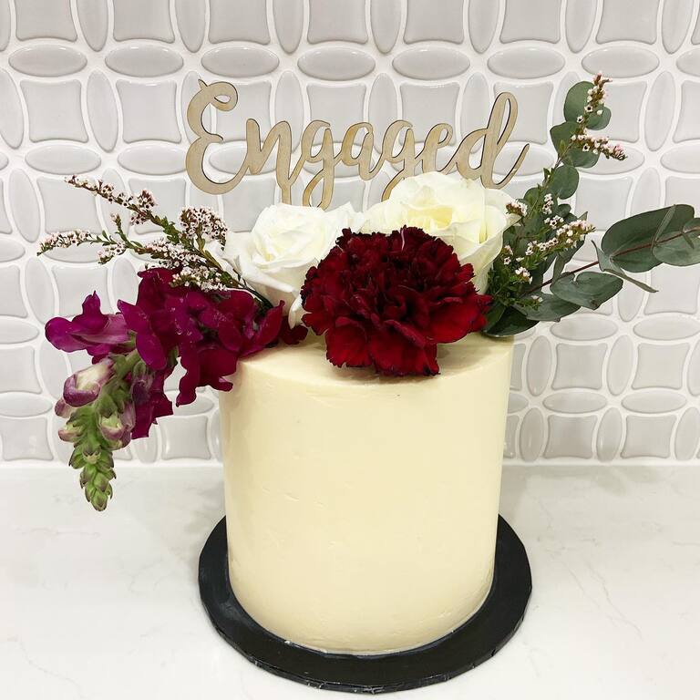 Lil Crumbs Designer Cakes