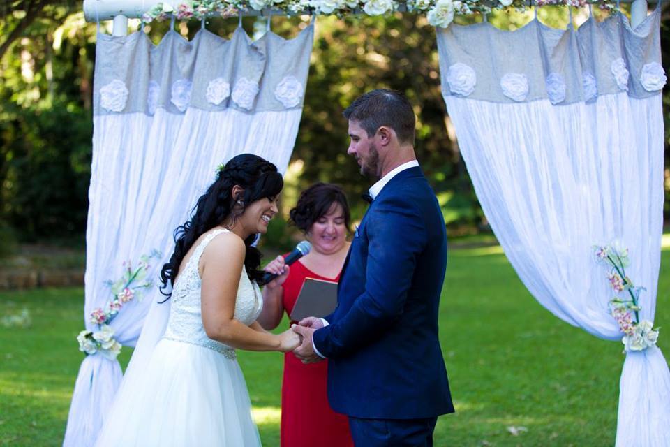 Amanda Howard - Celebrant 4 All Occasion