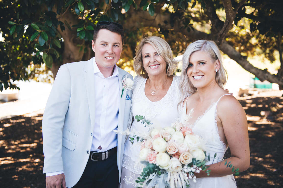 Libby Cornish - Celebrant - Hunter Valley - Weddinghero.com.au