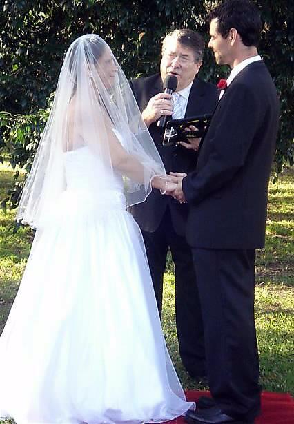 Paul Burgess Wedding Celebrant and MC