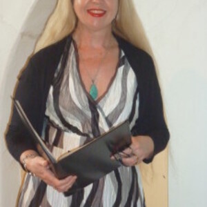 Christine Warren-Davey