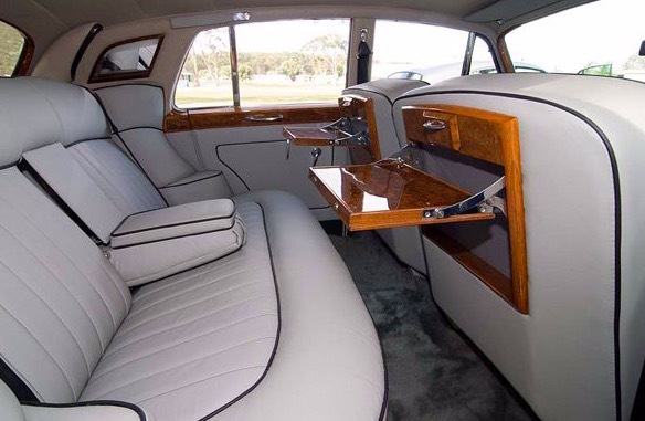 Cloud 9 Classic Wedding Cars