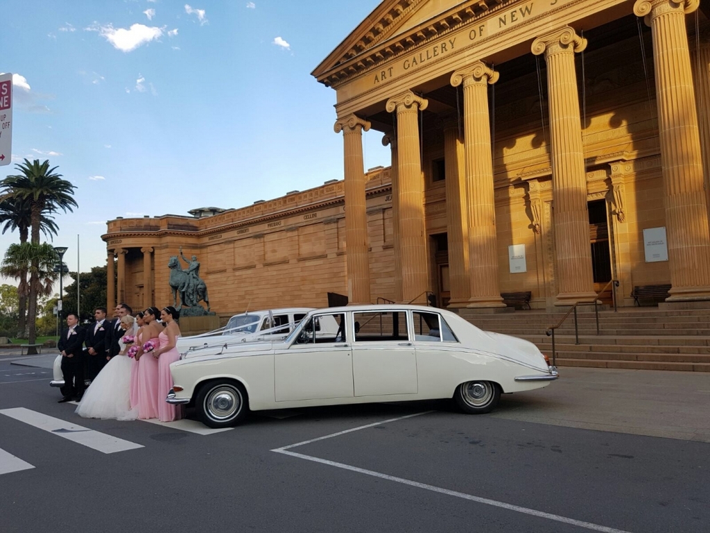 wedding car hire sydney        
        <figure class=