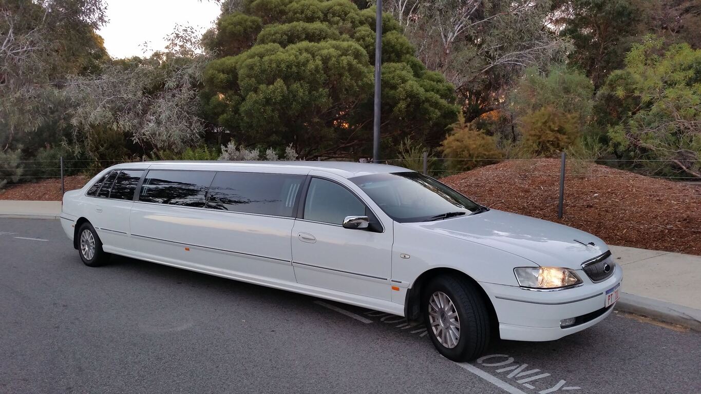 Gateway Limousines