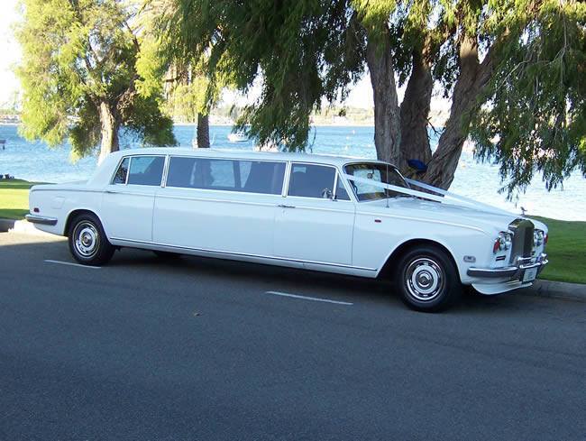 Richmond Palace RR Limousines