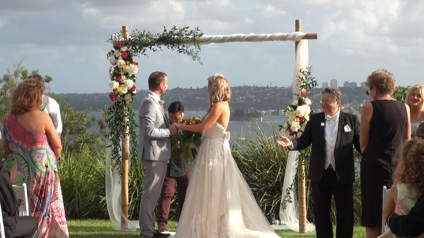 Lou Szymkow - Authorised Celebrant