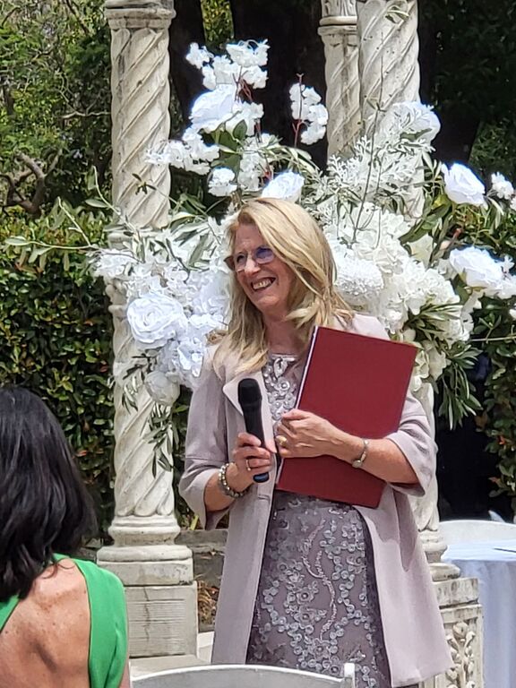 Kim Hemsley Celebrant Blue Mountains & Beyond