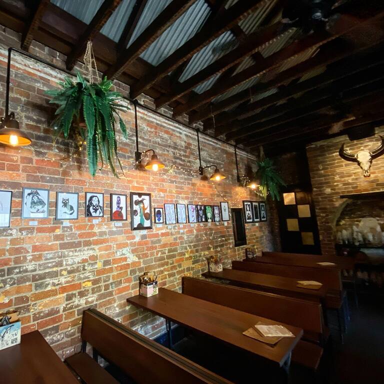 Bloodhound Bar