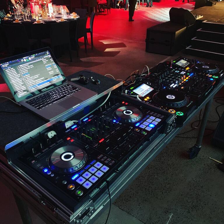 Sydney Wedding DJs
