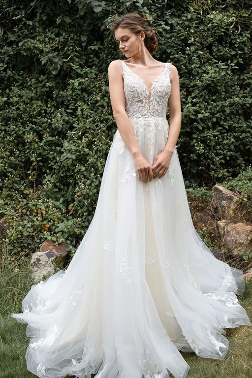 Miss Wattlebird - Dress - Melbourne - Weddinghero.com.au