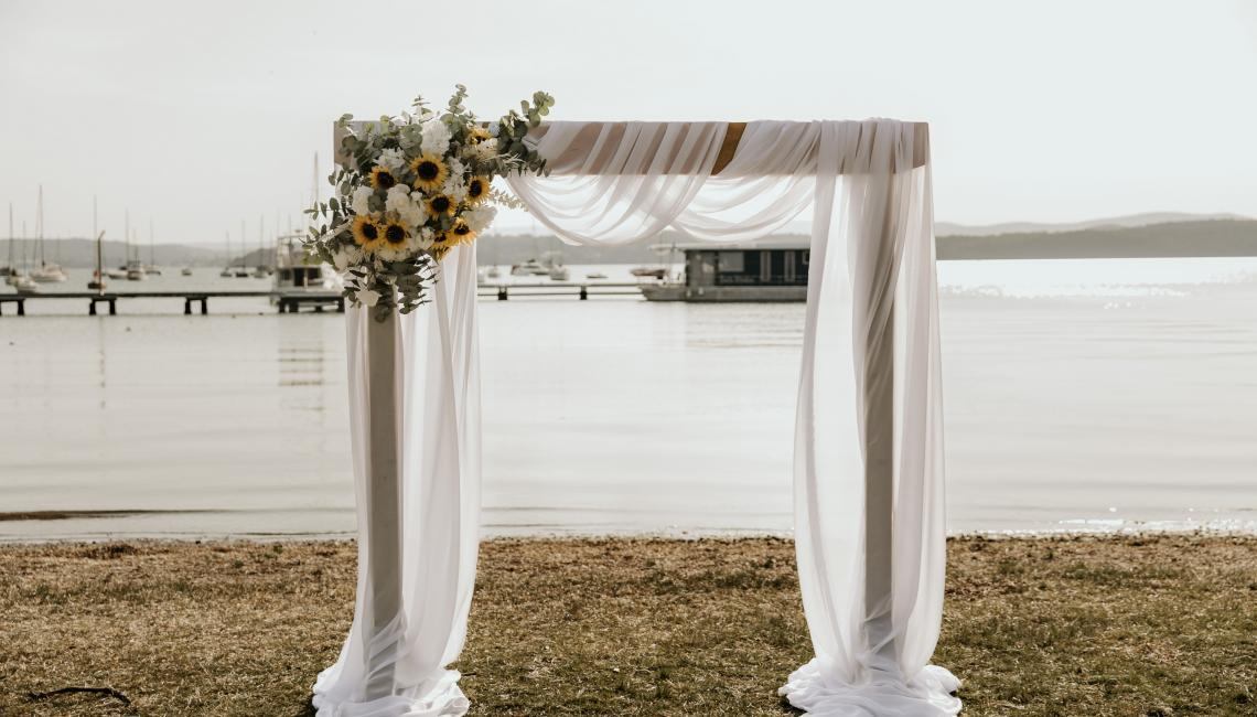 VBC - Club Valentine On The Lake