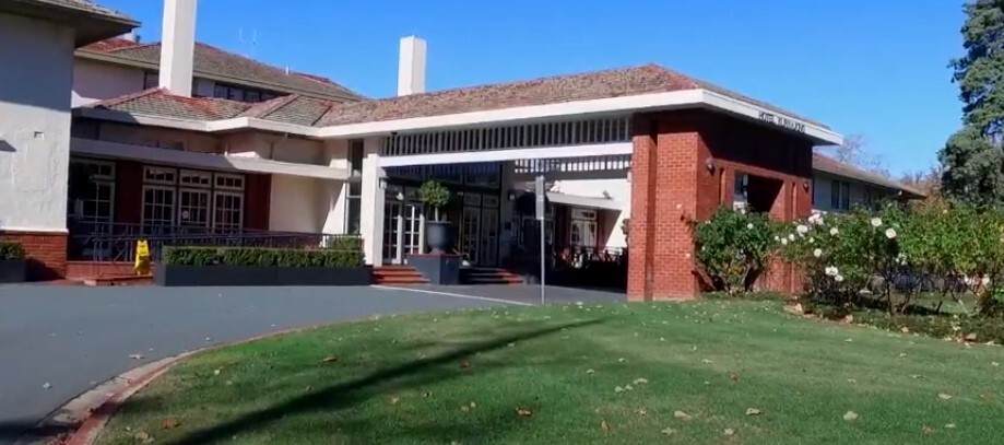 Hotel Kurrajong Canberra