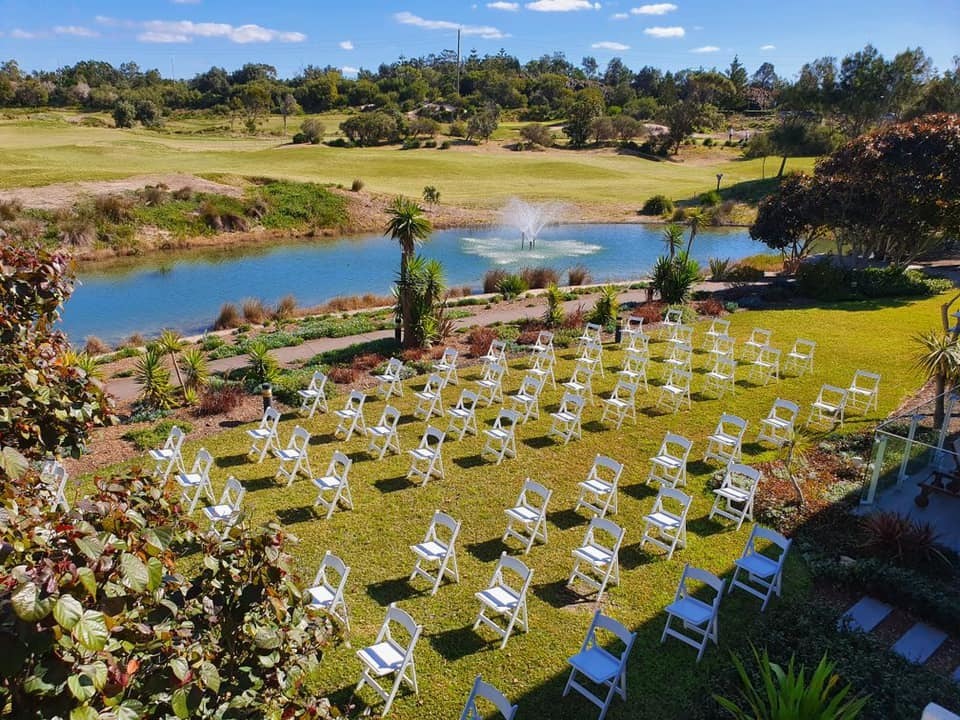 Pullman Magenta Shores