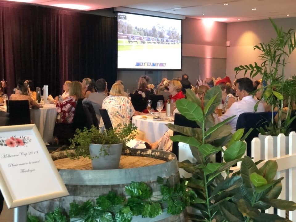 Pullman Magenta Shores