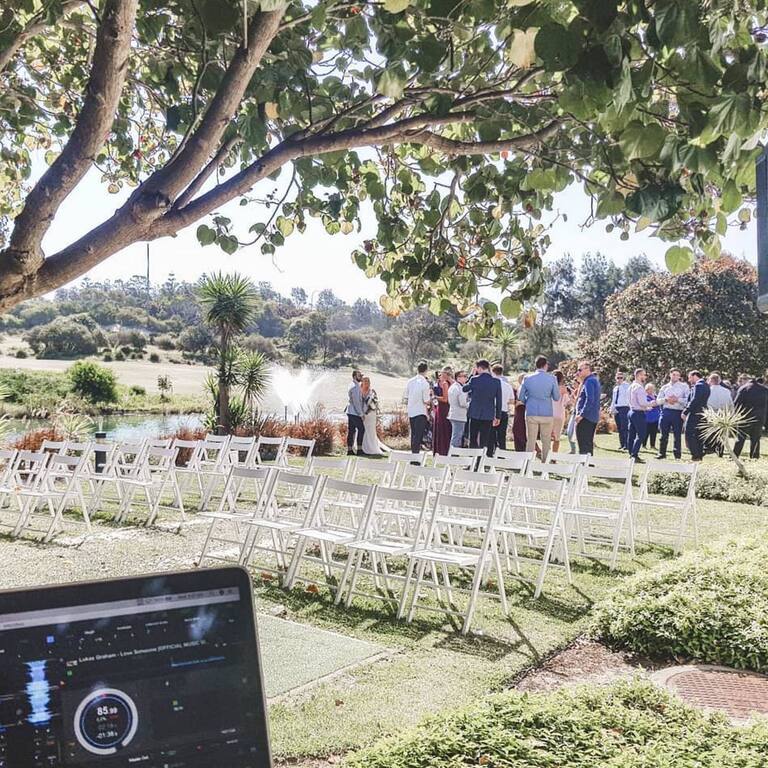 Pullman Magenta Shores