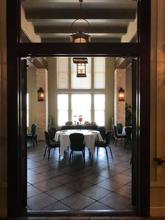 Twin Creeks Golf and Country Club