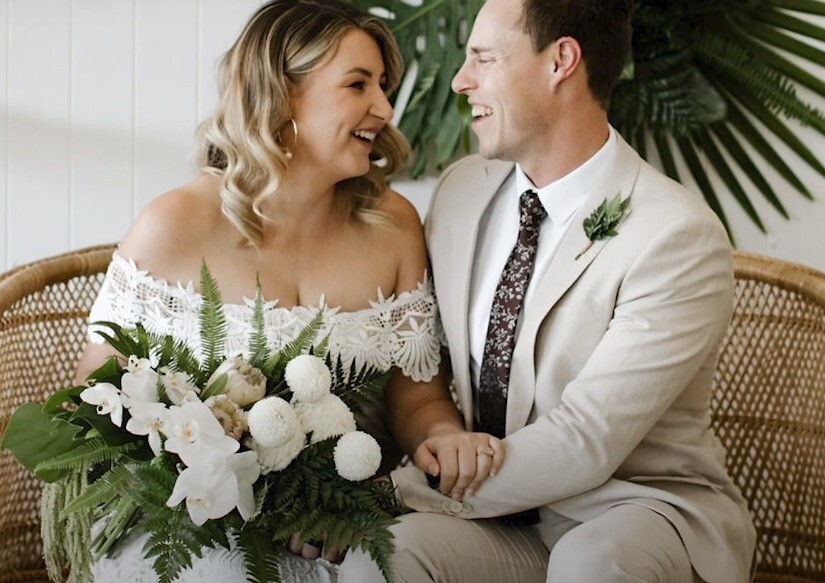 Caves Coastal Bar and Bungalows