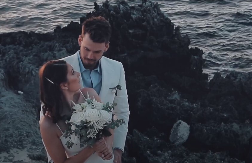 Barefoot Beach Weddings