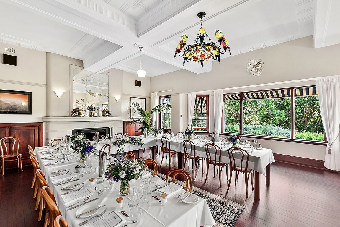 Caves House Hotel